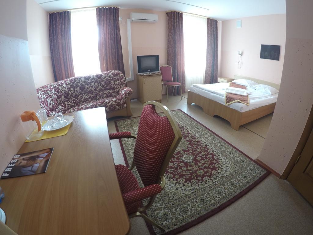 Kurmet Hotel Орал Номер фото