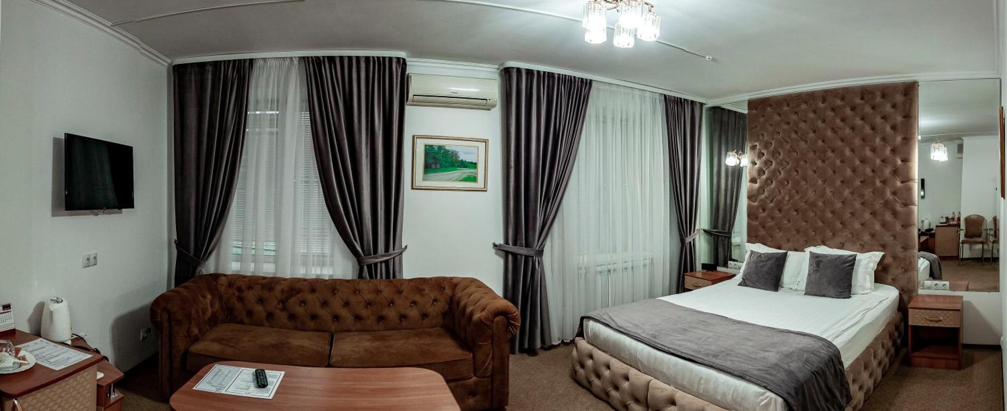 Kurmet Hotel Орал Екстер'єр фото